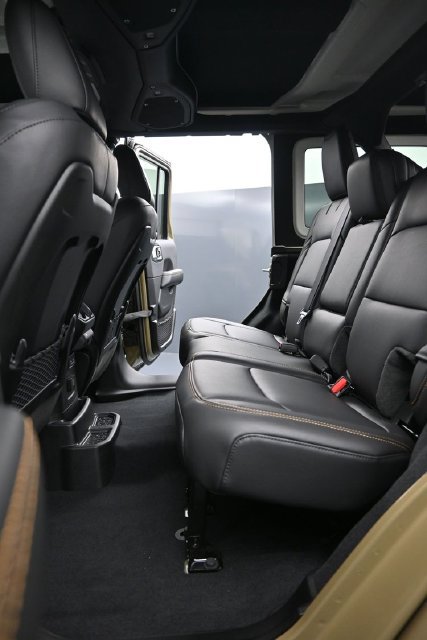 New 2026 Jeep Wrangler Unlimited Sahara AWD/4WD image 10