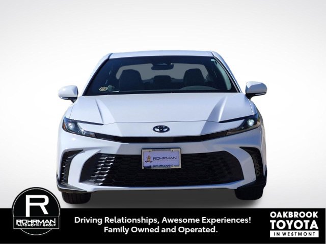 New 2026 Toyota Camry SE FWD image 2