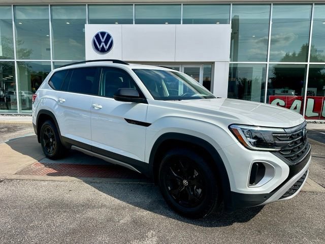 Used 2024 Volkswagen Atlas Peak Edition SEL