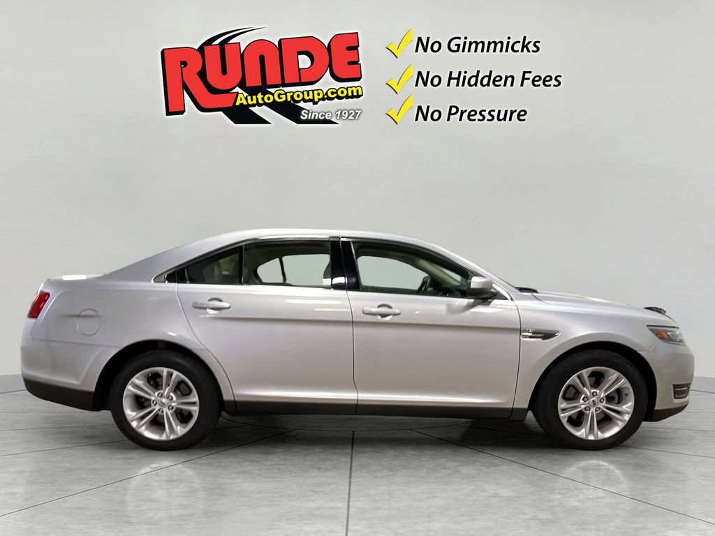 Used 2019 Ford Taurus SEL FWD image 7