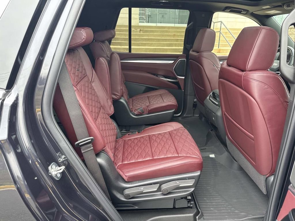 New 2026 Cadillac Escalade Luxury w/ LPO, Floor Liner Package AWD/4WD image 11