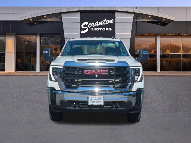 New 2026 GMC Sierra 2500 Pro w/ Convenience Package AWD/4WD image 8
