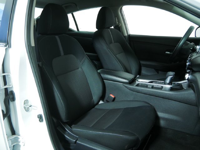 Used 2025 Nissan Sentra SV FWD image 13