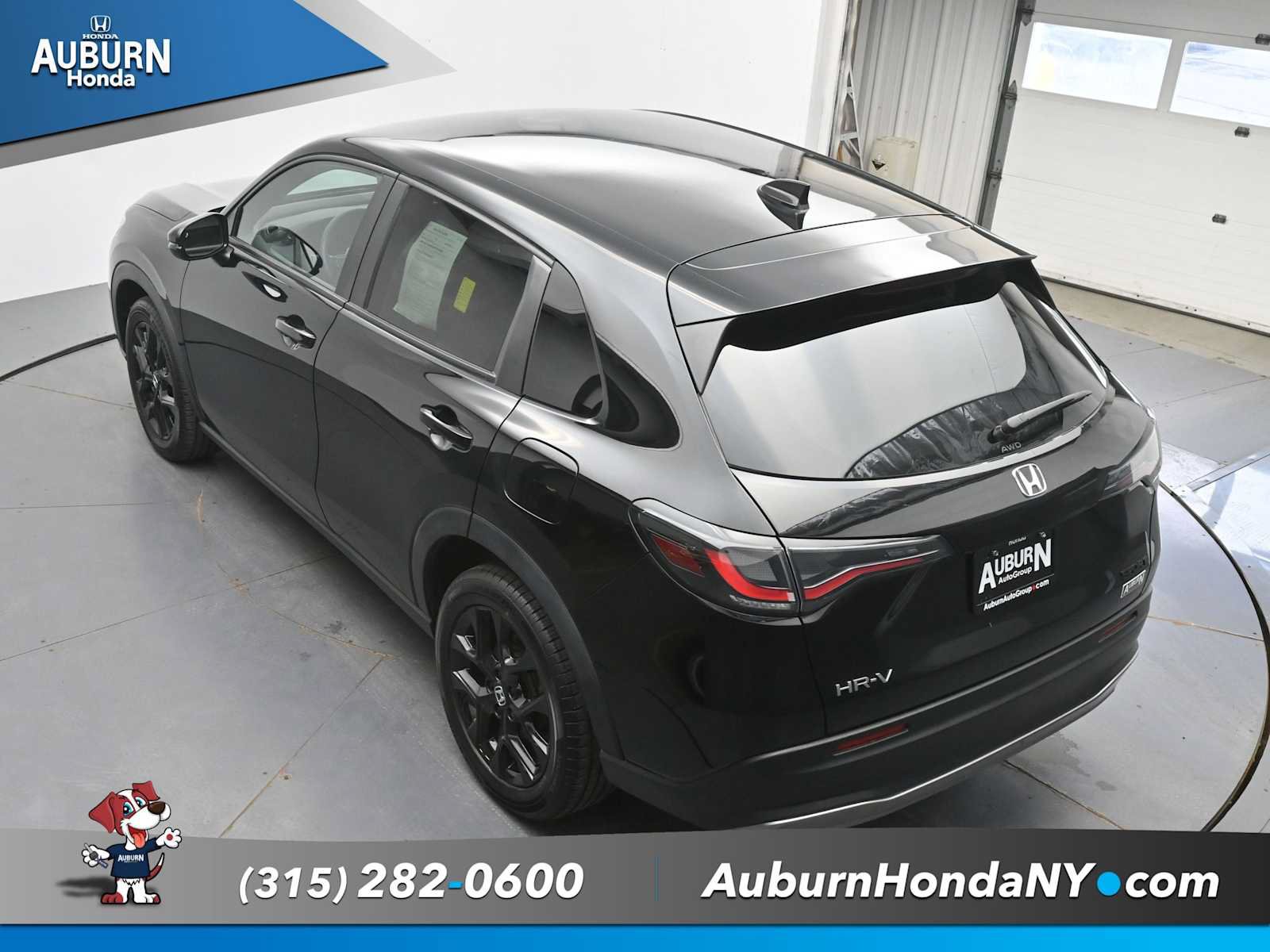 Used 2024 Honda HR-V Sport image 31