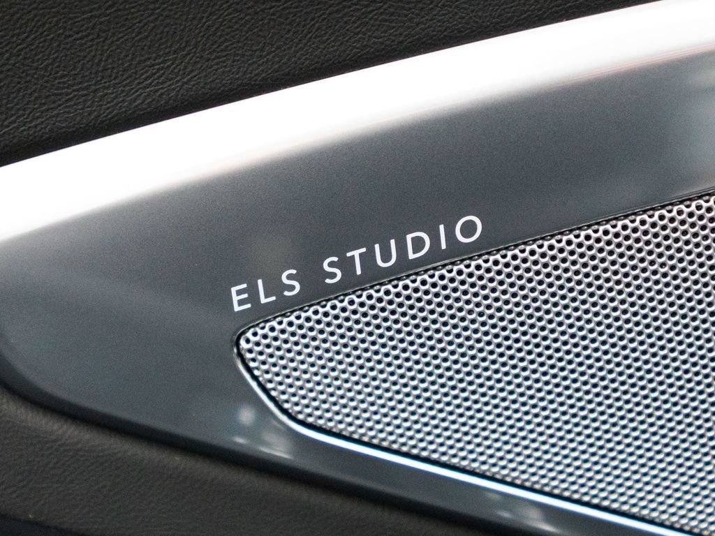 Certified 2025 Acura RDX SH-AWD w/ Technology Package image 27