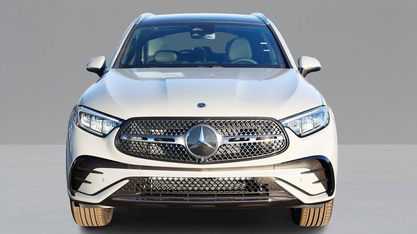 New 2026 Mercedes-Benz GLC 300 4MATIC image 2