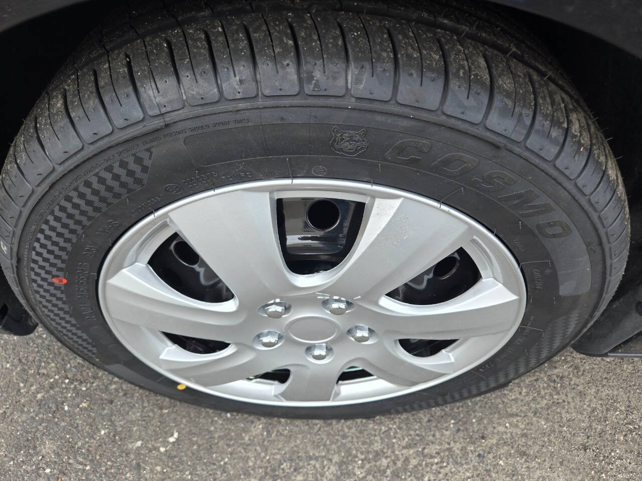 Used 2012 Ford Focus SE FWD image 24