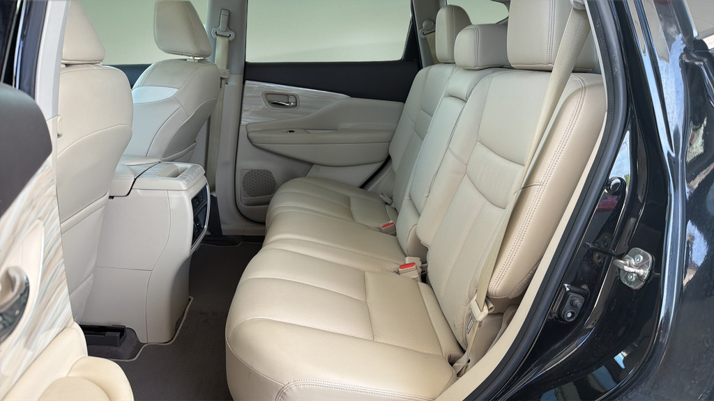 Used 2018 Nissan Murano Platinum AWD/4WD image 16
