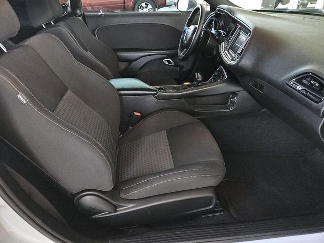 Used 2022 Dodge Challenger R/T w/ Blacktop Package image 29