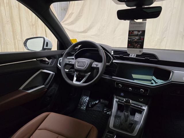 Certified 2025 Audi Q3 2.0T Premium w/ Convenience Plus Package AWD/4WD image 34