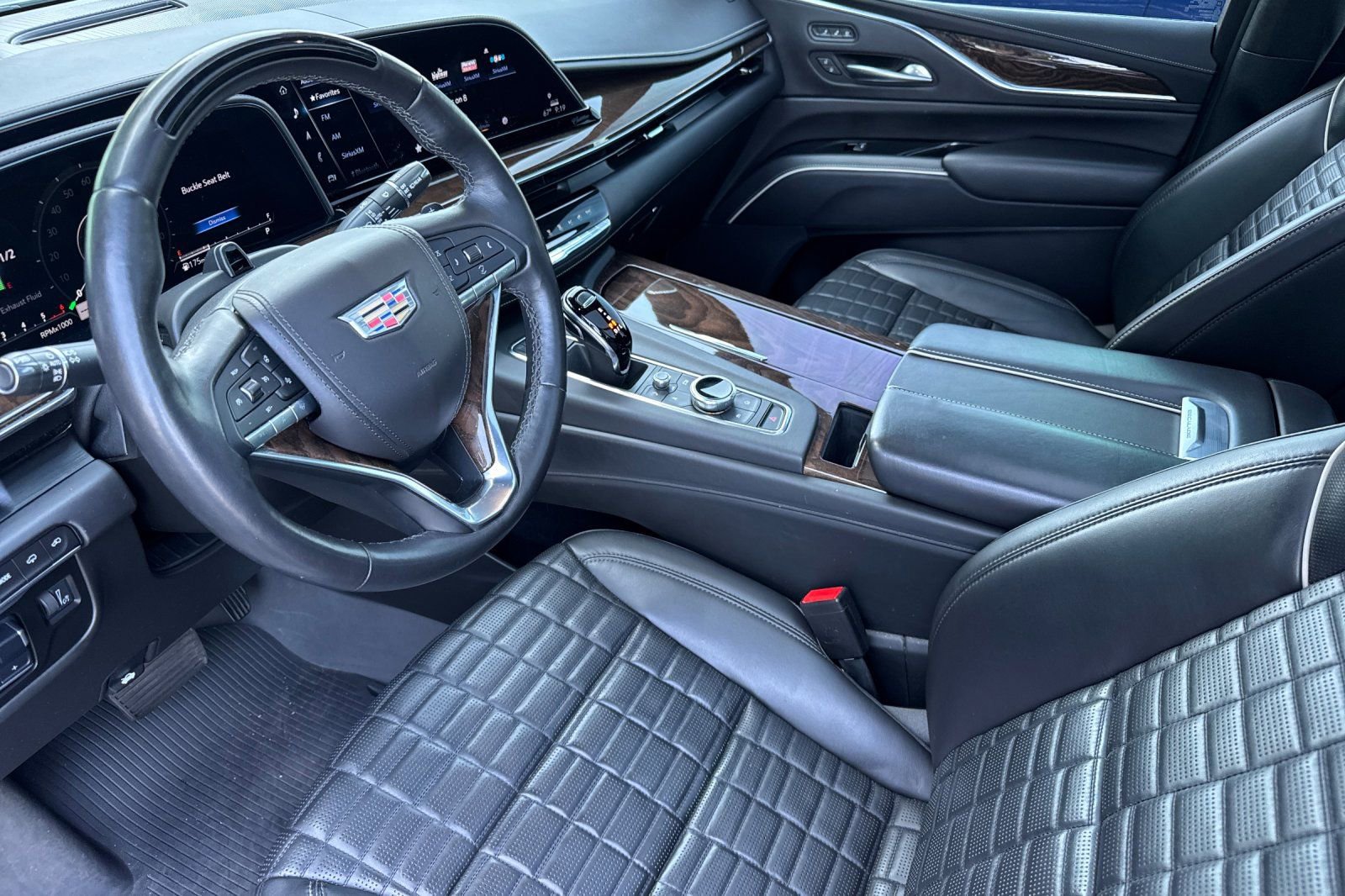 Used 2021 Cadillac Escalade ESV Sport Platinum w/ Heavy-Duty Trailer Package AWD/4WD image 10