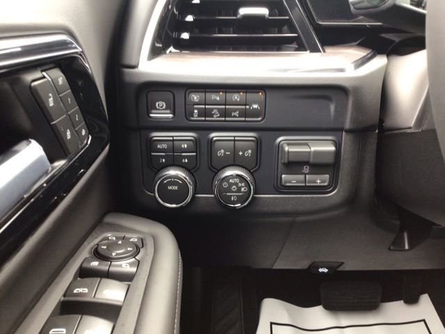 New 2026 Chevrolet Tahoe LT w/ Comfort Package AWD/4WD image 13