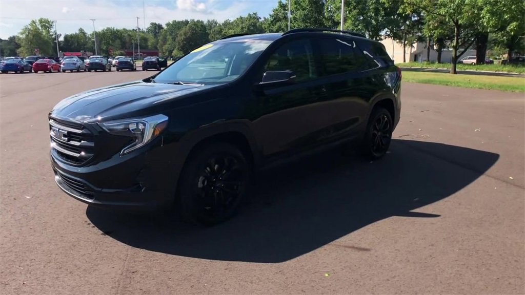 Used 2020 GMC Terrain SLT w/ Preferred Package image 4
