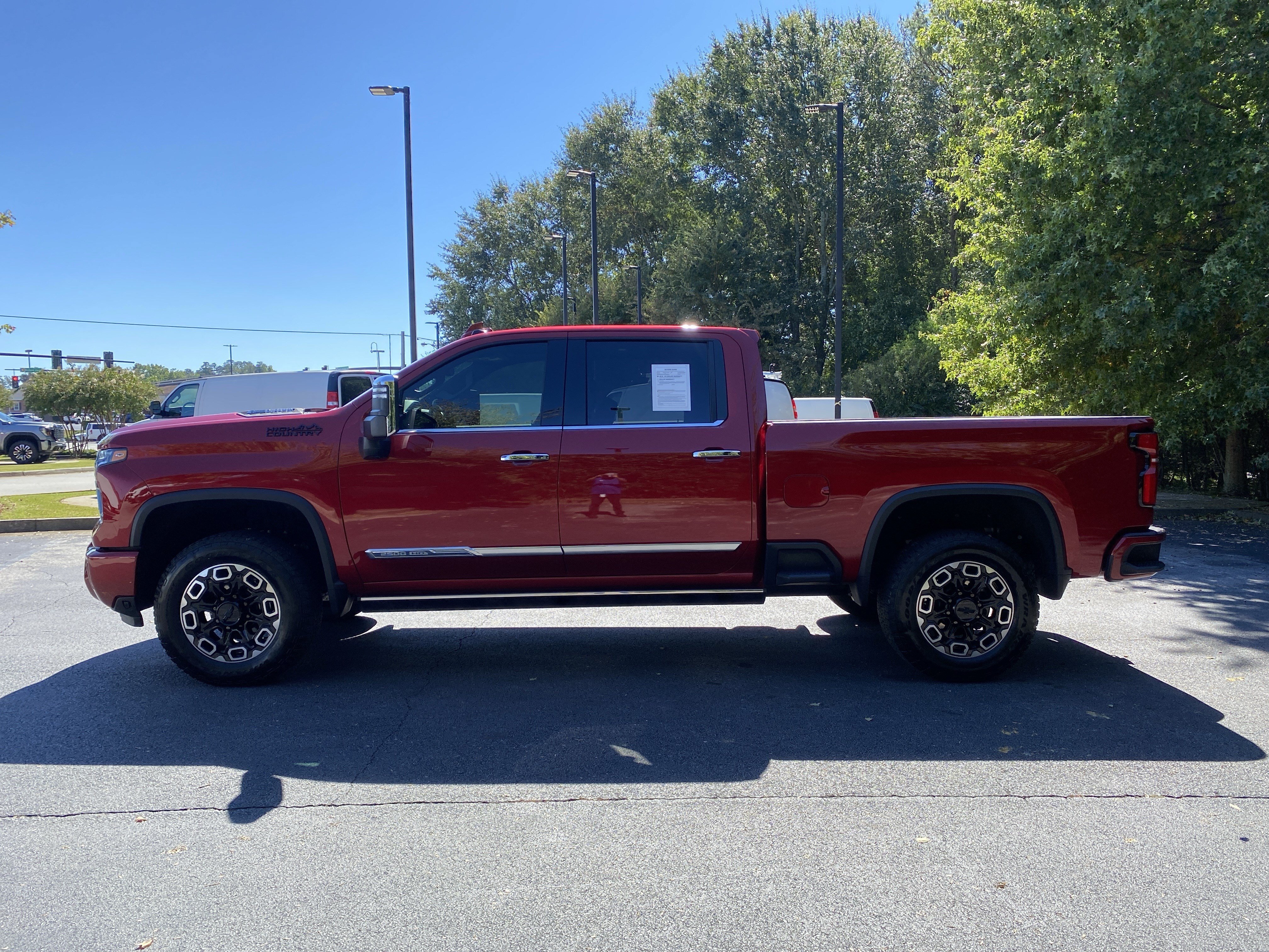 Used 2026 Chevrolet Silverado 2500 High Country w/ High Country Premium Package AWD/4WD image 52