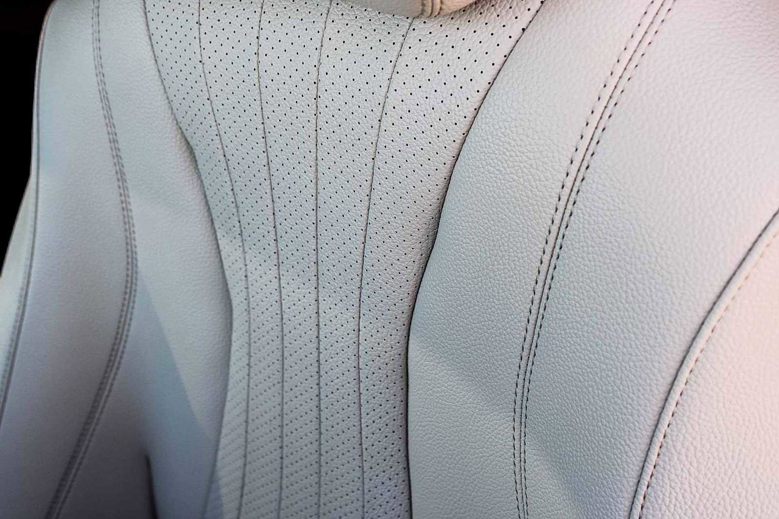 Used 2020 Mercedes-Benz E 350 Sedan image 24