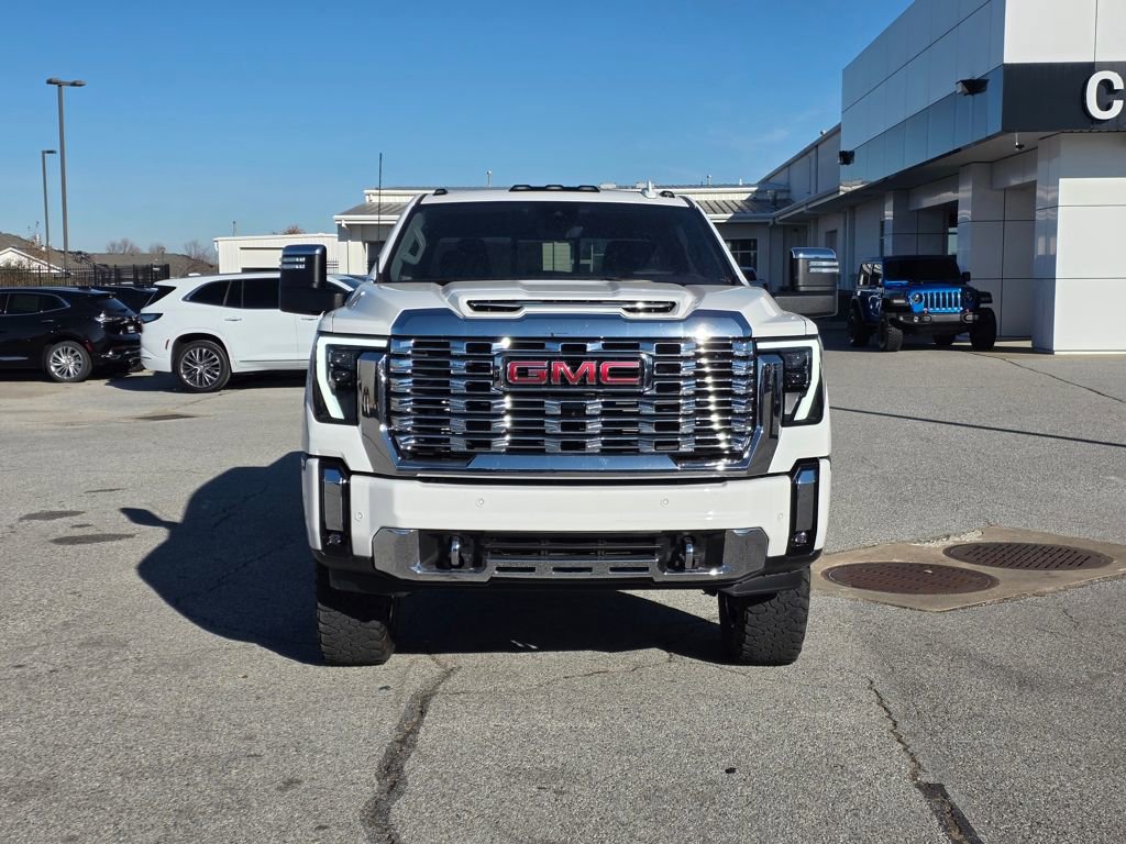 Used 2025 GMC Sierra 2500 Denali w/ Denali Reserve Package image 2