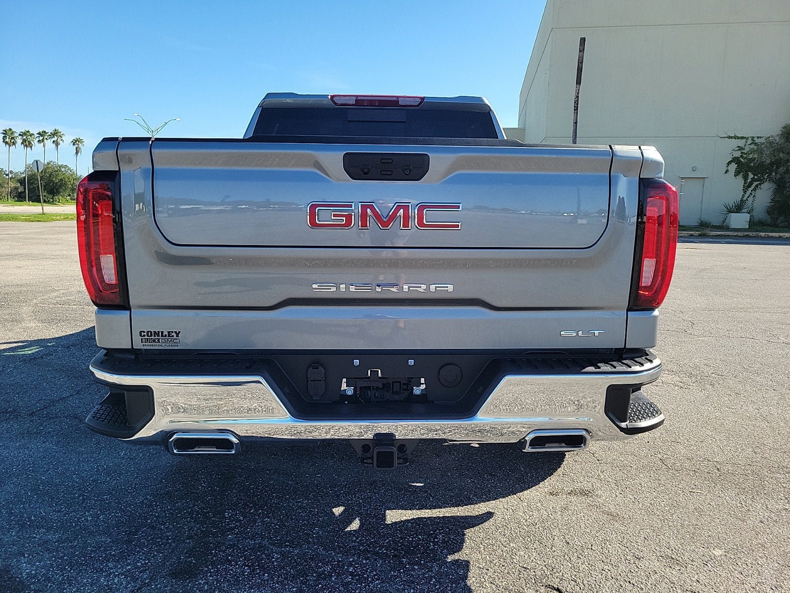 New 2026 GMC Sierra 1500 SLT w/ SLT Premium Package AWD/4WD image 6