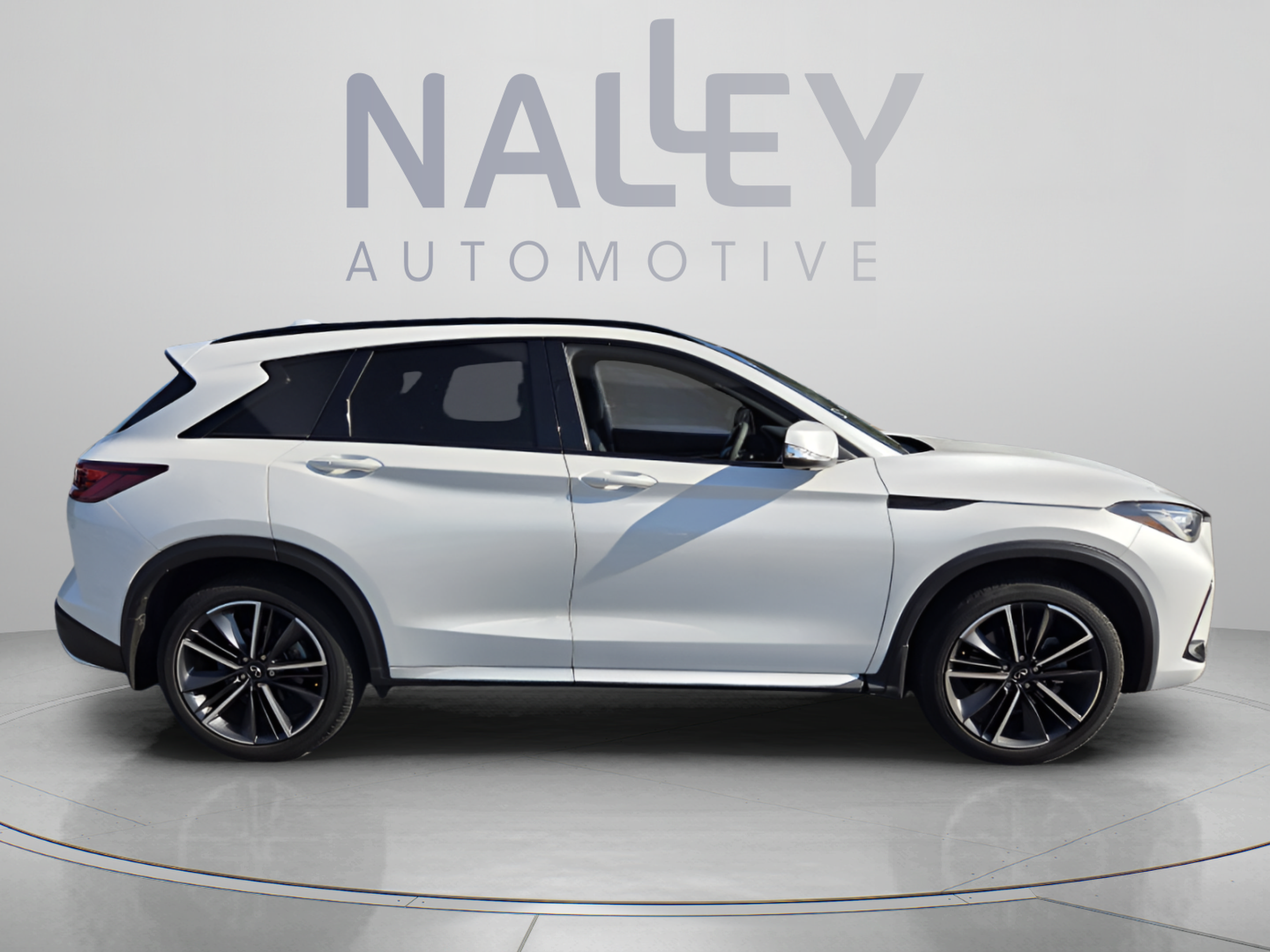 Used 2023 INFINITI QX50 Sport FWD image 6