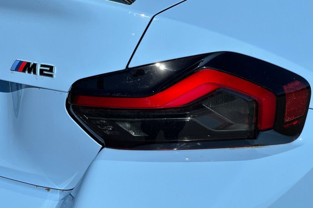 Used 2025 BMW M2 Base w/ Lighting Package image 33