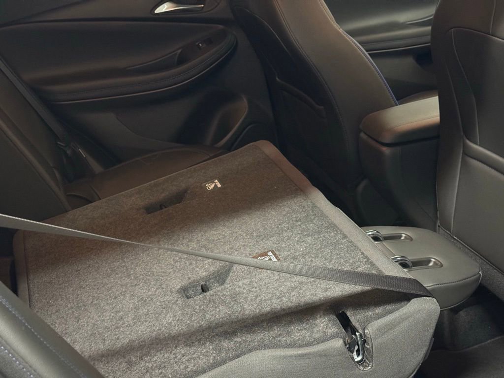 New 2025 Buick Encore GX Sport Touring image 18