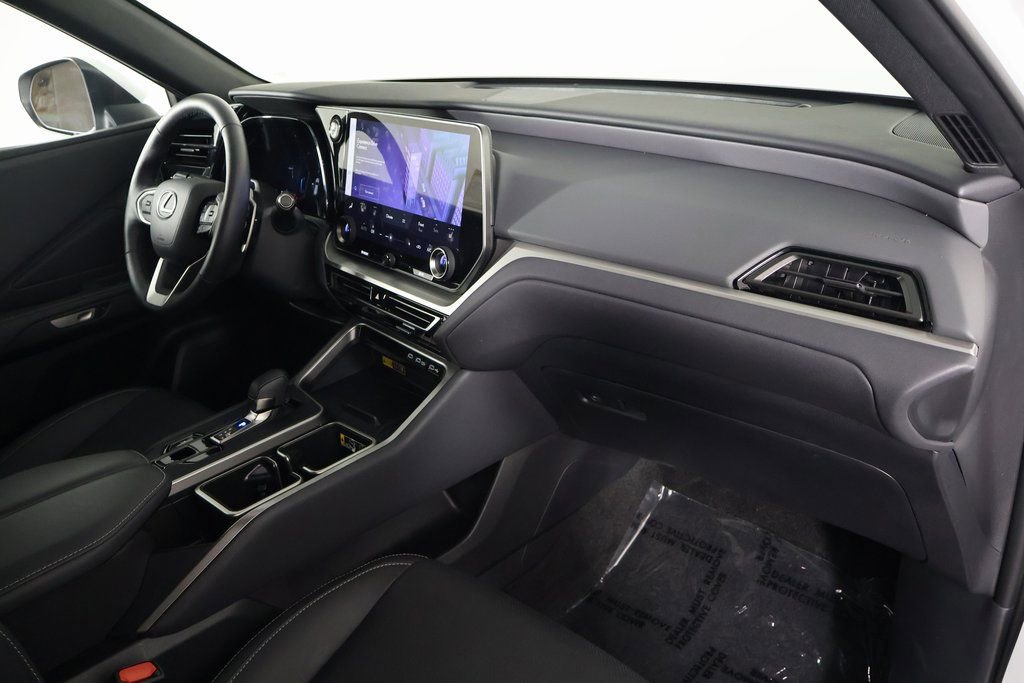 Used 2025 Lexus TX 350 FWD image 9