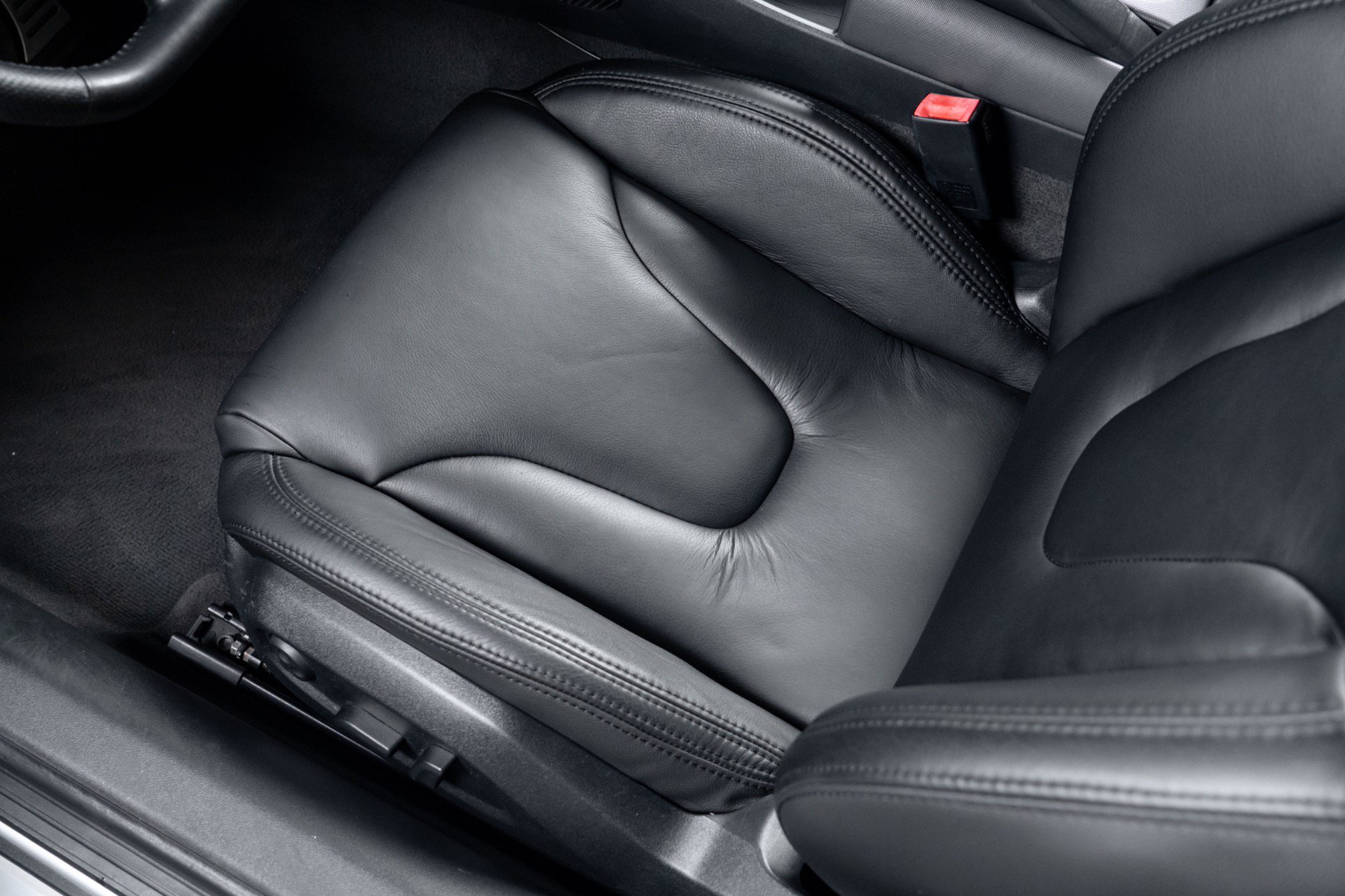 Used 2012 Audi R8 V10 AWD/4WD image 48