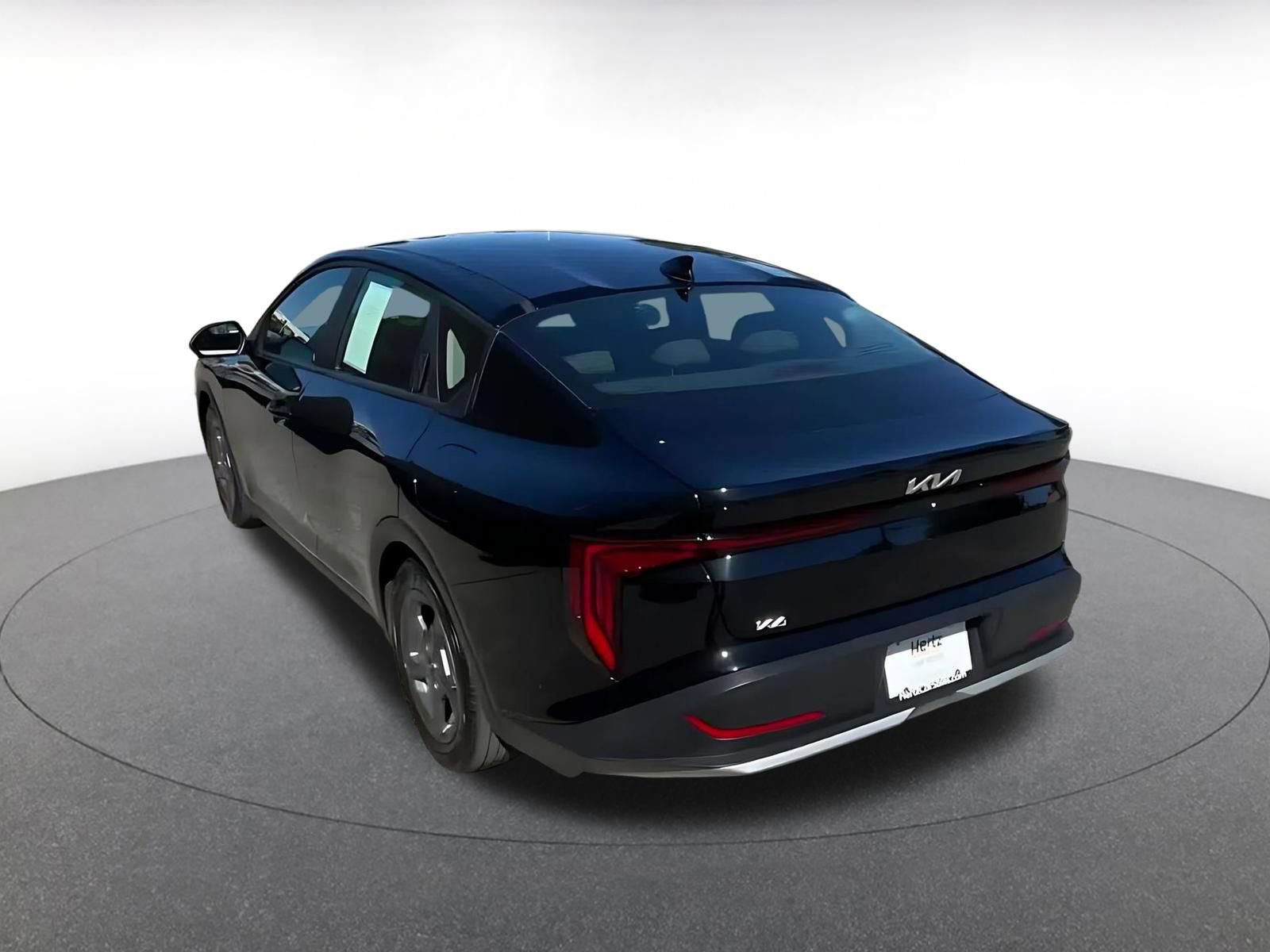 Used 2025 Kia K4 LXS image 11