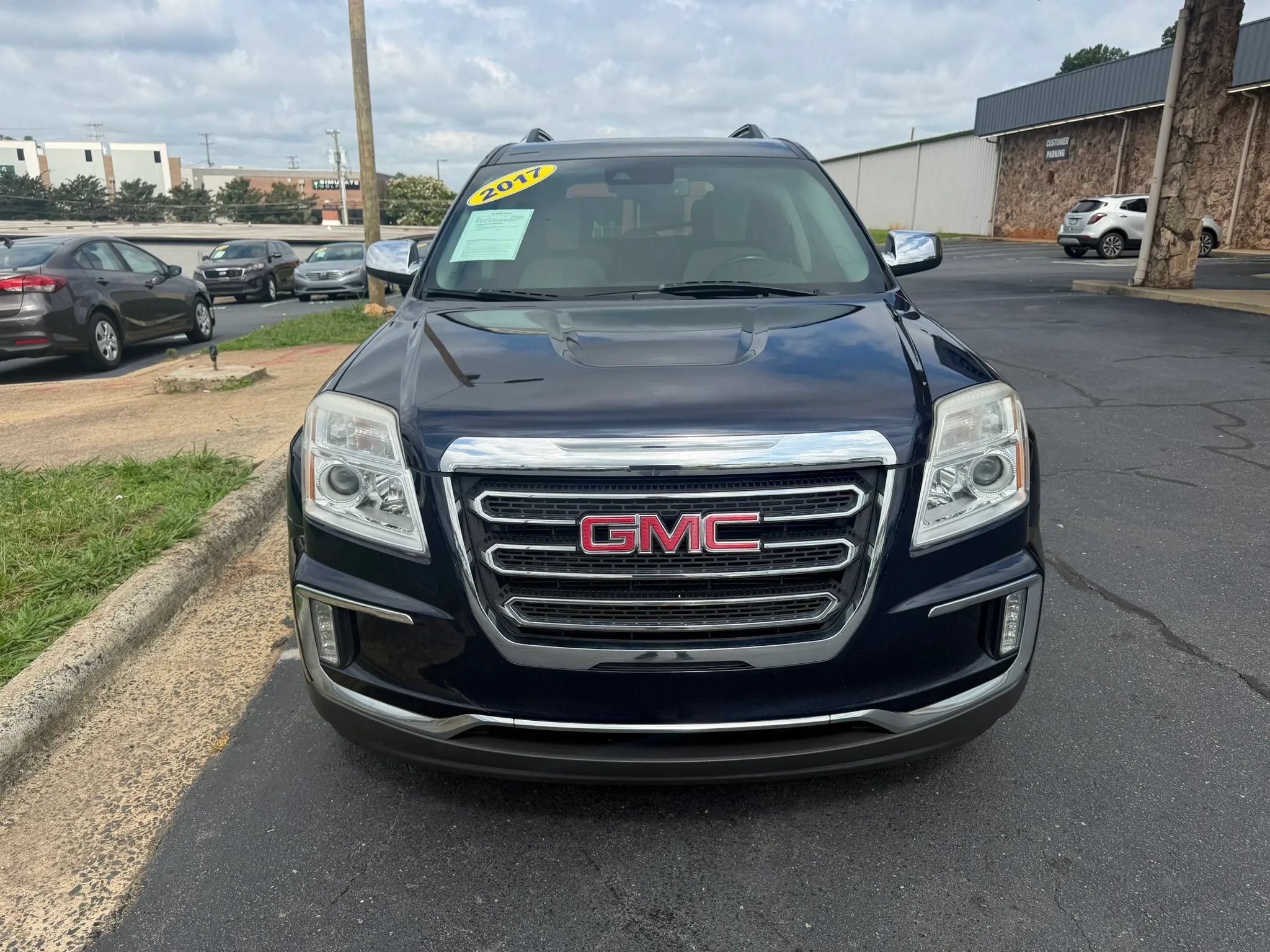 Used 2017 GMC Terrain SLT w/ Open Road Package AWD/4WD image 2