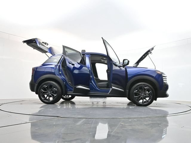 Used 2026 Nissan Kicks SR w/ SR Premium Package AWD/4WD image 41