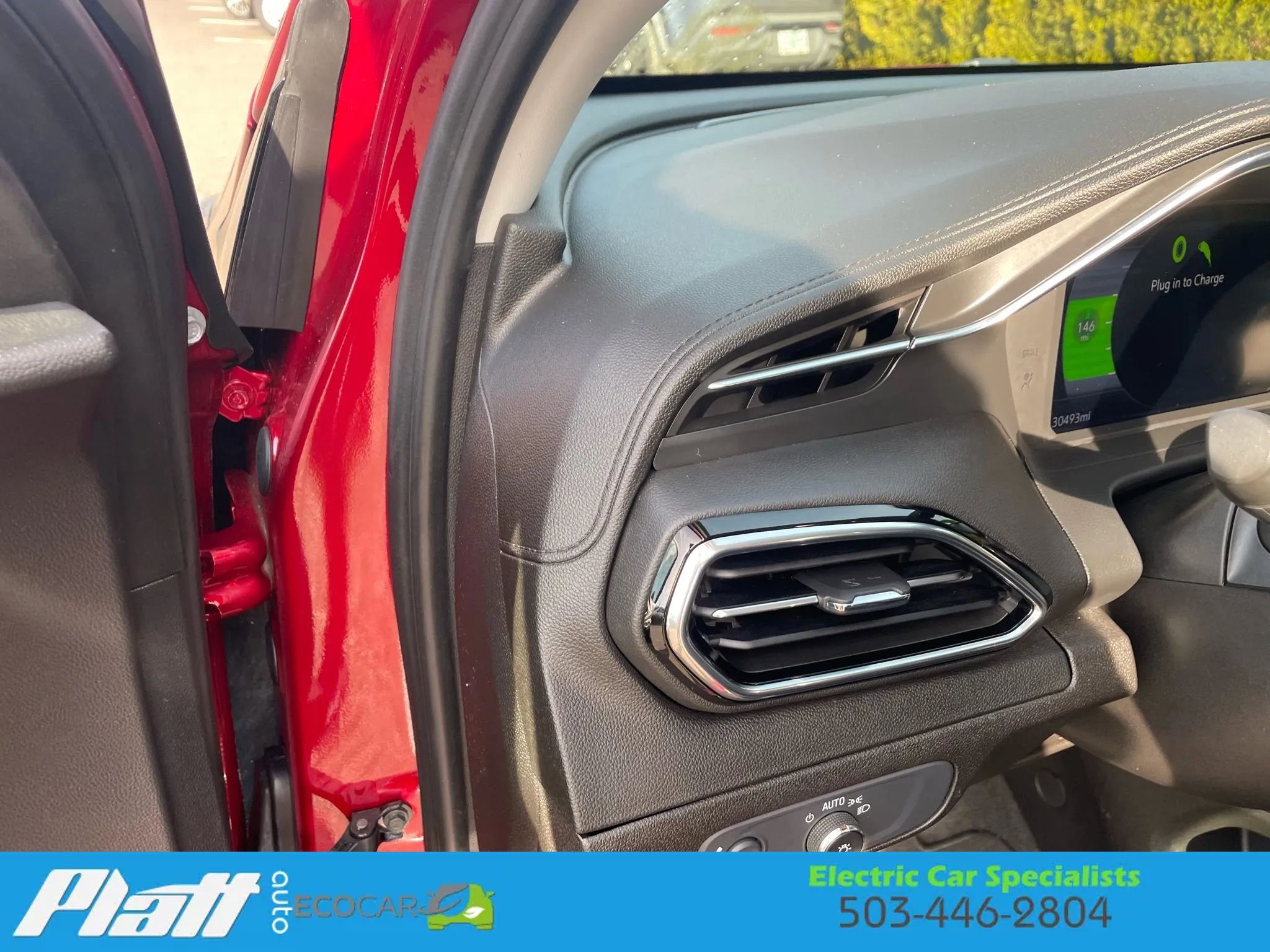 Used 2022 Chevrolet Bolt EUV LT w/ Convenience Package image 25