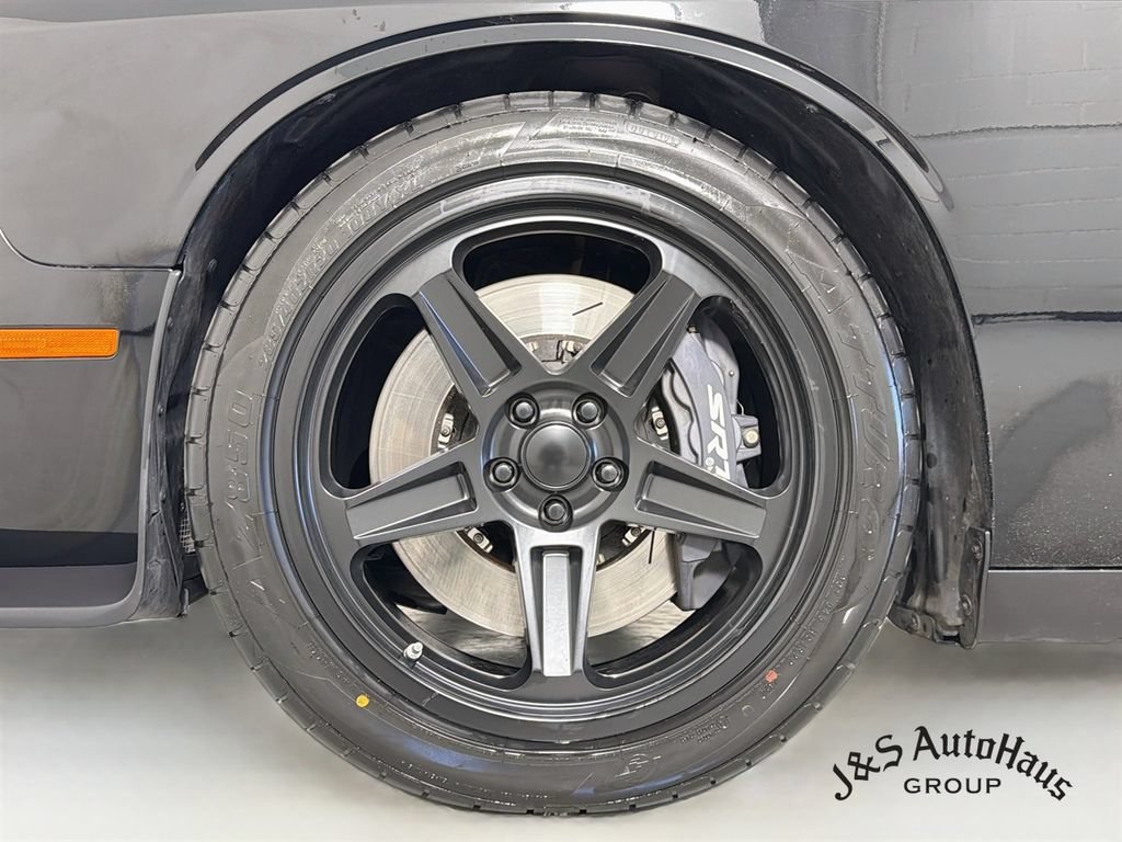 Used 2022 Dodge Challenger SRT Hellcat RWD image 38