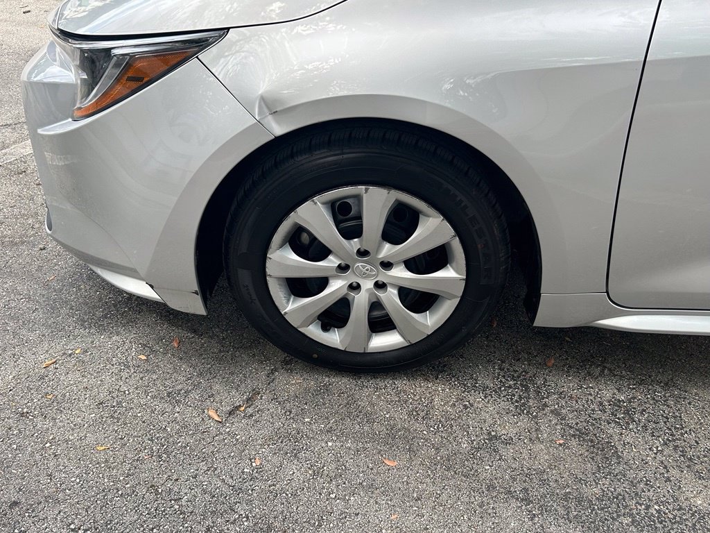Used 2023 Toyota Corolla LE FWD image 23