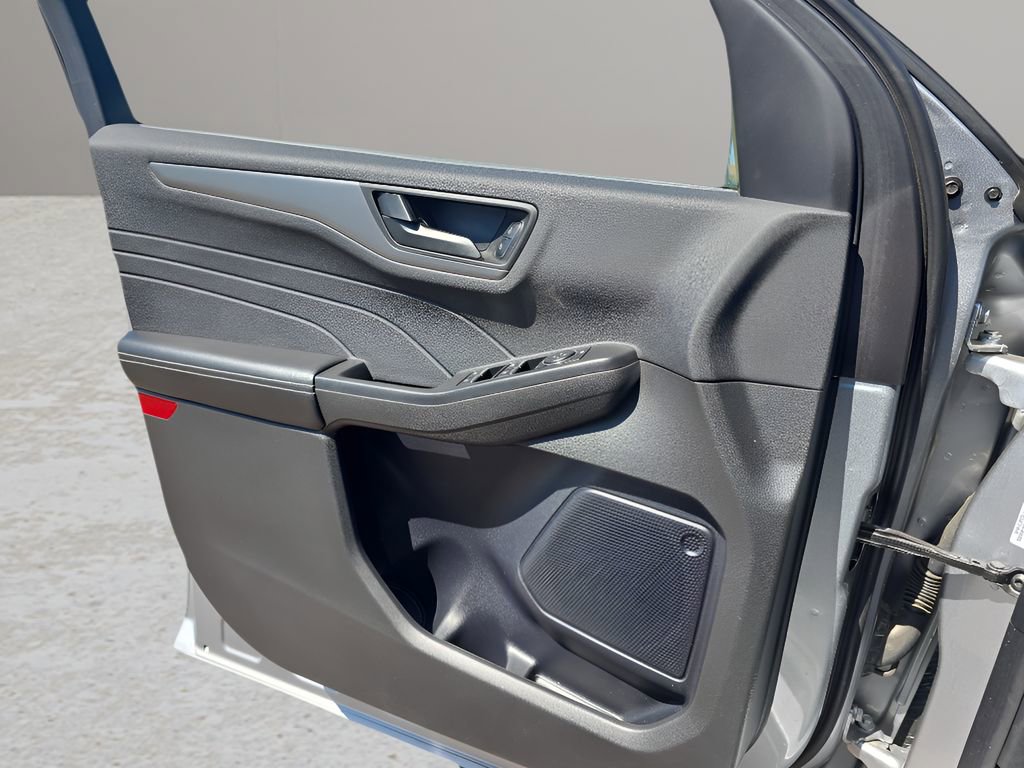 Used 2023 Ford Escape Active image 15