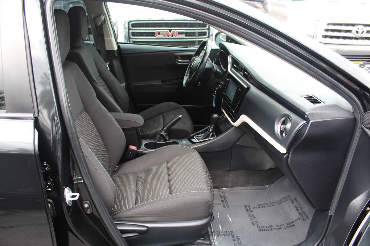 Used 2017 Toyota Corolla iM w/ Carpet Mat Package FWD image 21