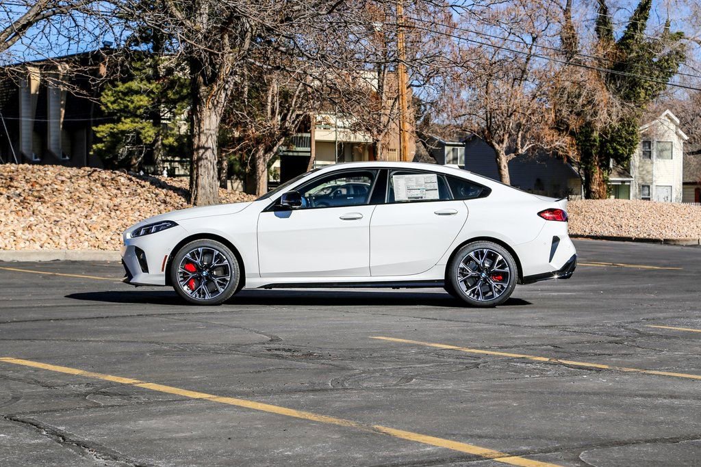 New 2026 BMW M235i xDrive w/ Technology Package image 2
