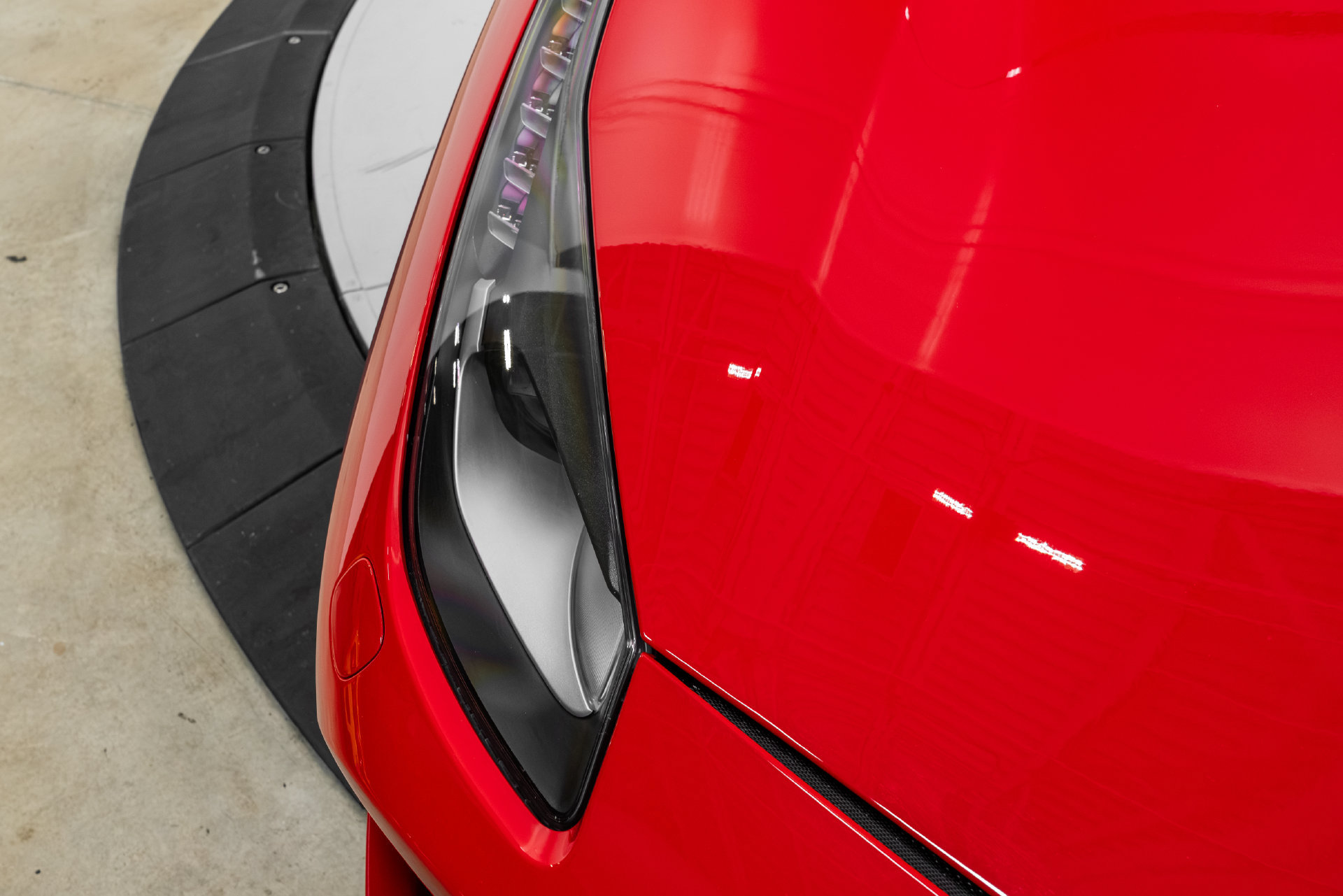 Certified 2018 Ferrari 488 Spider RWD image 44