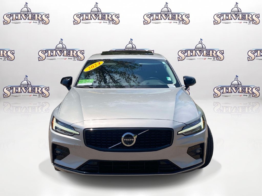 Used 2024 Volvo S60 B5 Plus AWD/4WD image 2