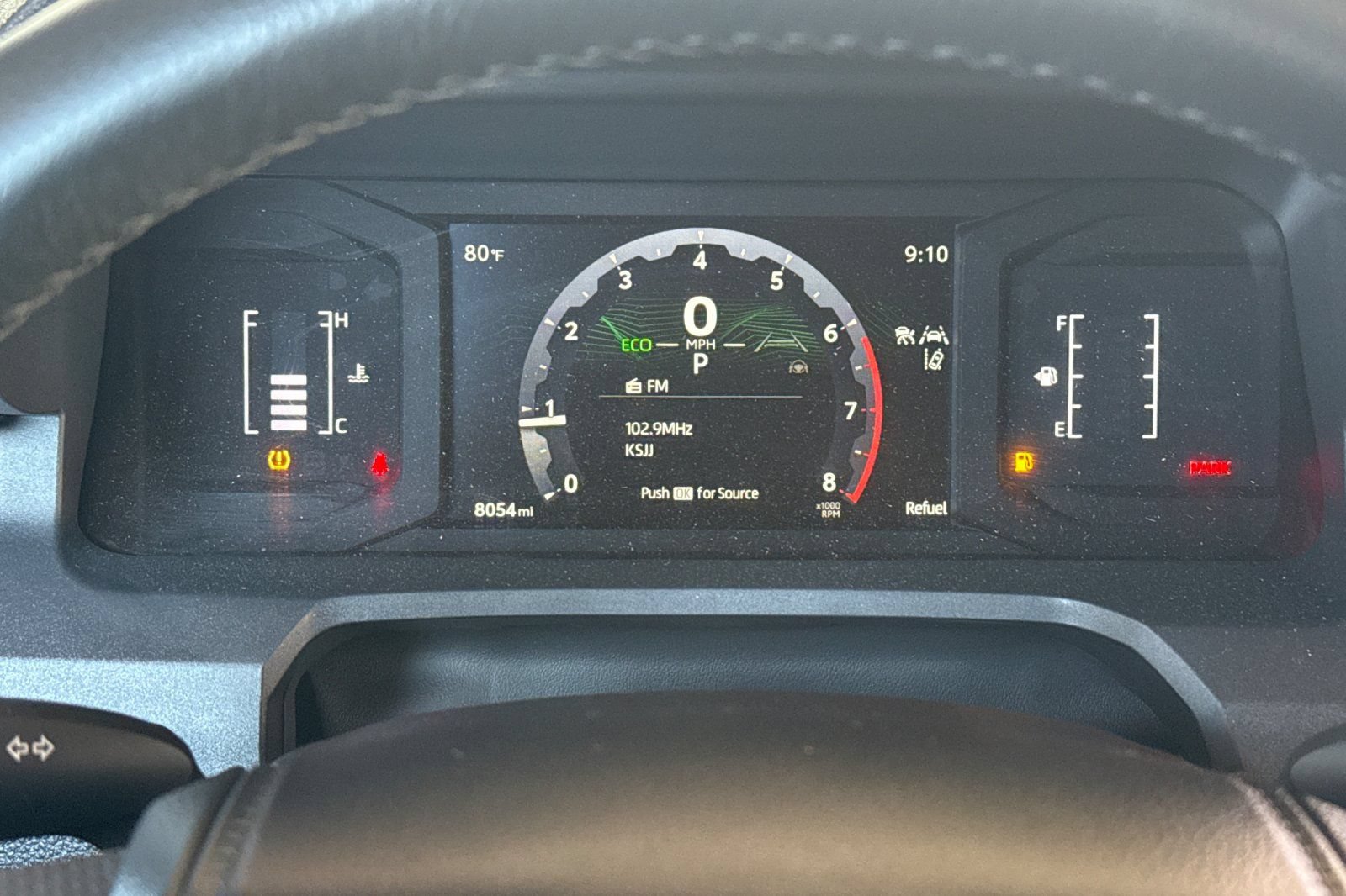 Used 2025 Toyota 4Runner SR5 AWD/4WD image 24