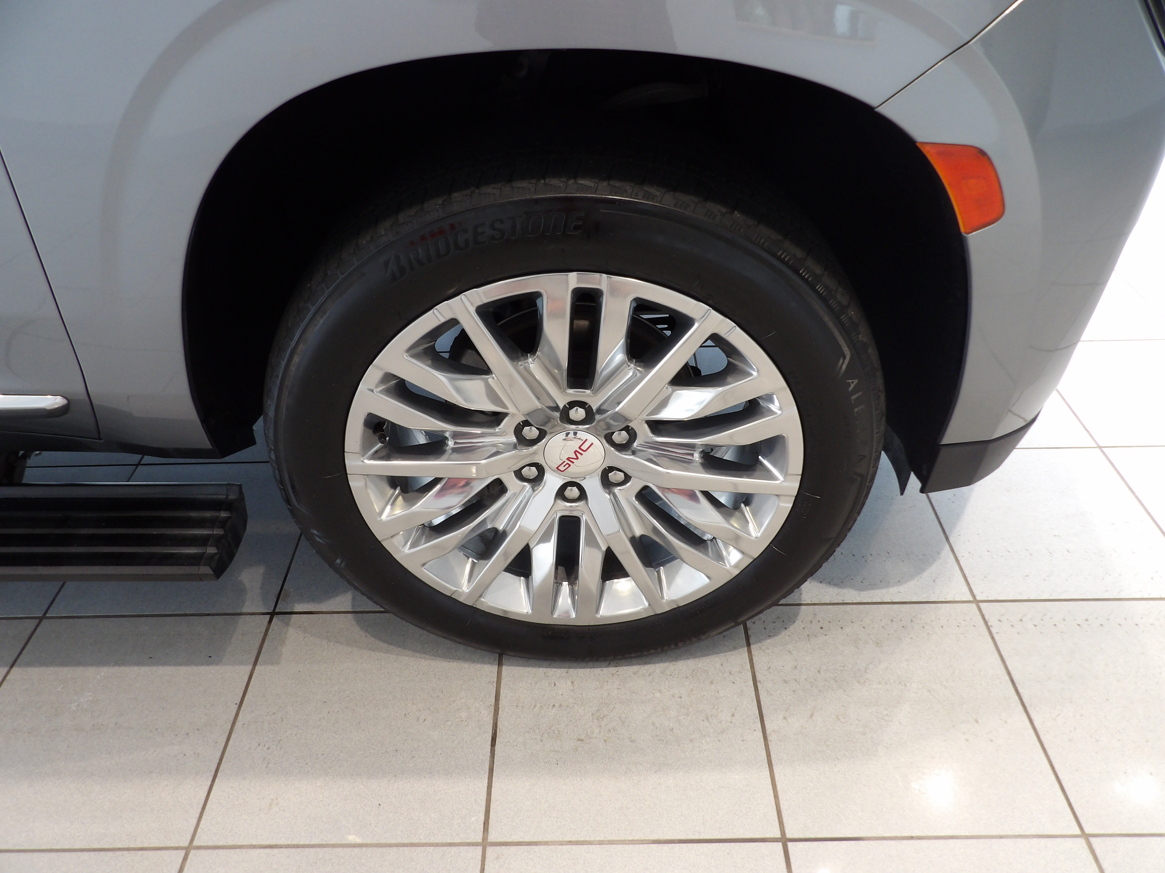 Used 2023 GMC Yukon XL Denali w/ Max Trailering Package AWD/4WD image 28