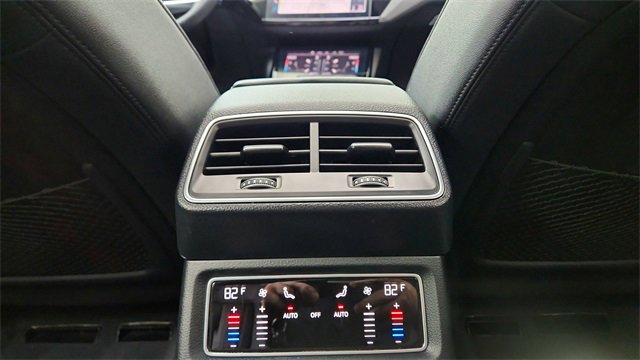 Used 2024 Audi Q8 e-tron Premium image 53