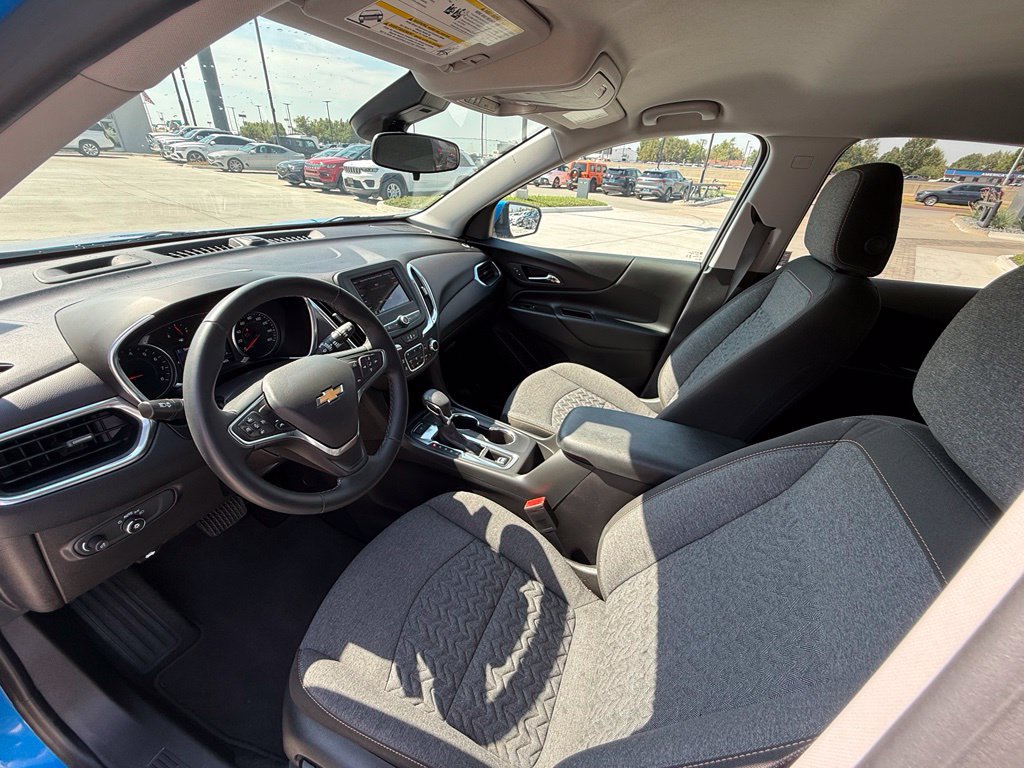 Used 2024 Chevrolet Equinox LT AWD/4WD image 25