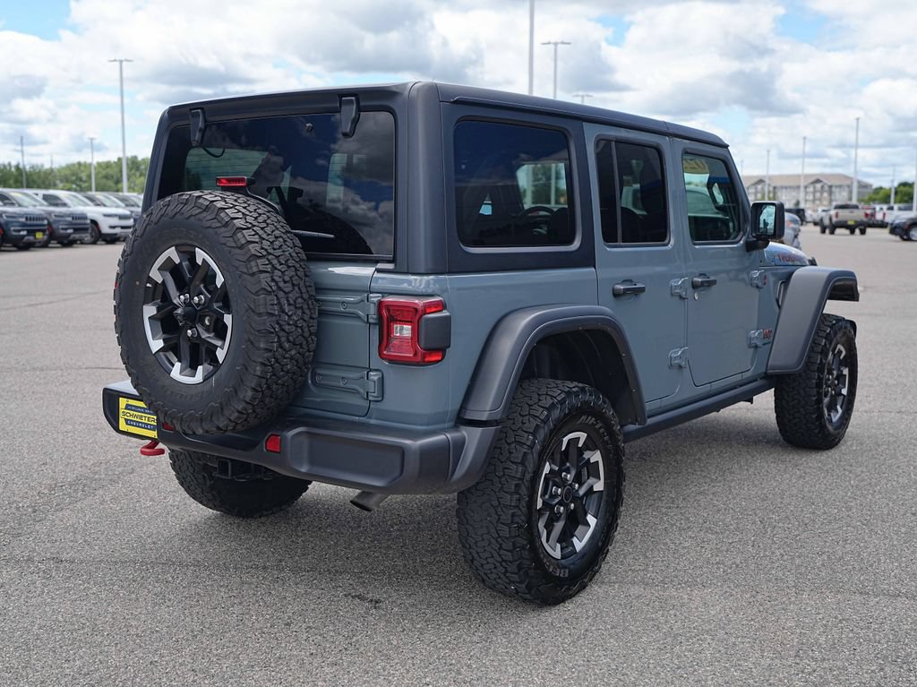 Used 2025 Jeep Wrangler Unlimited Rubicon AWD/4WD image 6