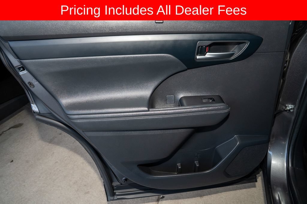 Certified 2024 Toyota Highlander XSE AWD/4WD image 10