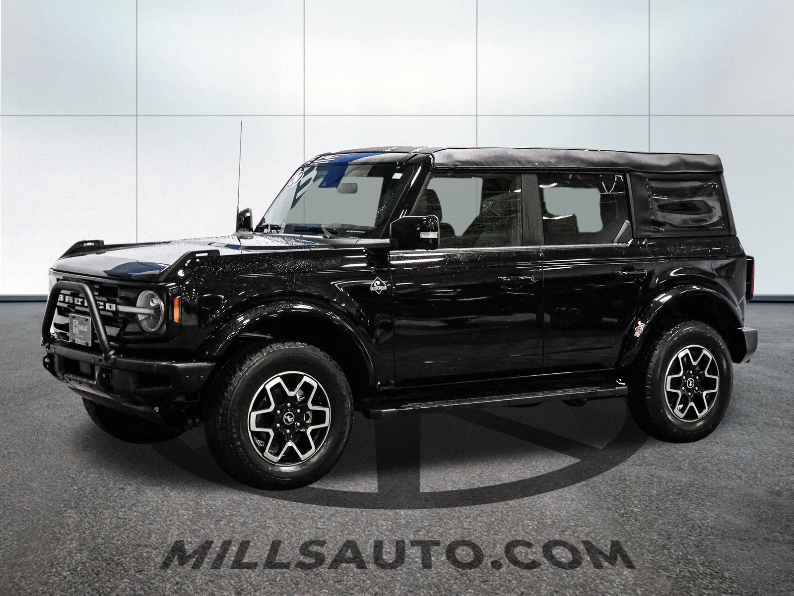 Certified 2024 Ford Bronco Outer Banks image 2