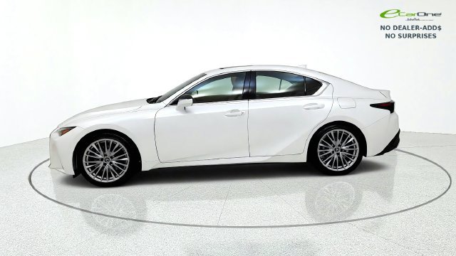 Used 2024 Lexus IS 300 w/ Premium Package RWD image 4