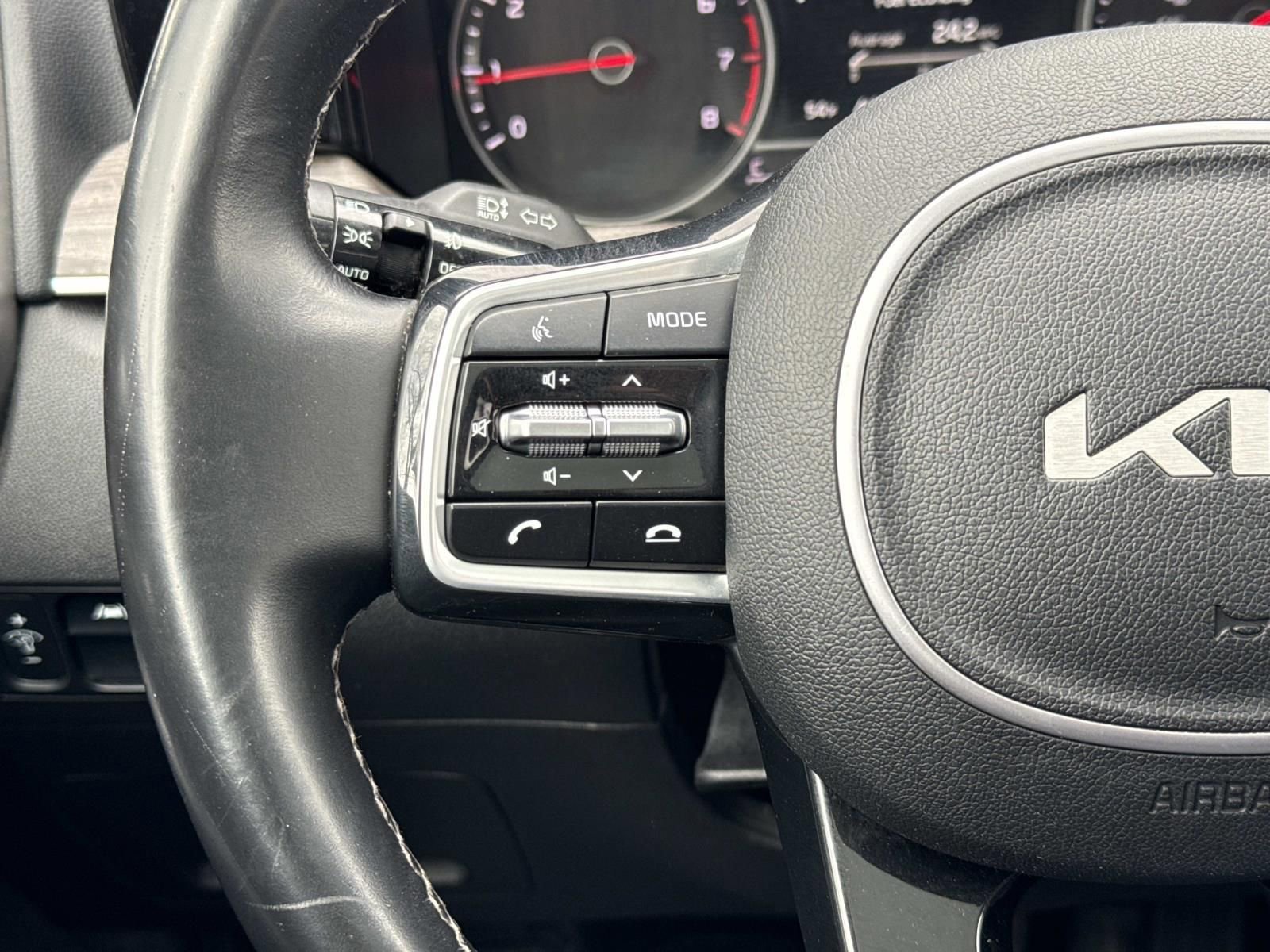 Used 2022 Kia Sorento X-Line EX image 16