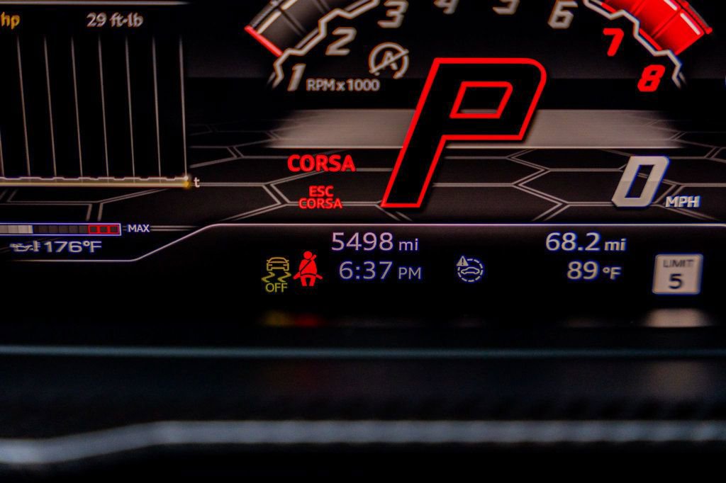 Used 2020 Lamborghini Urus image 46