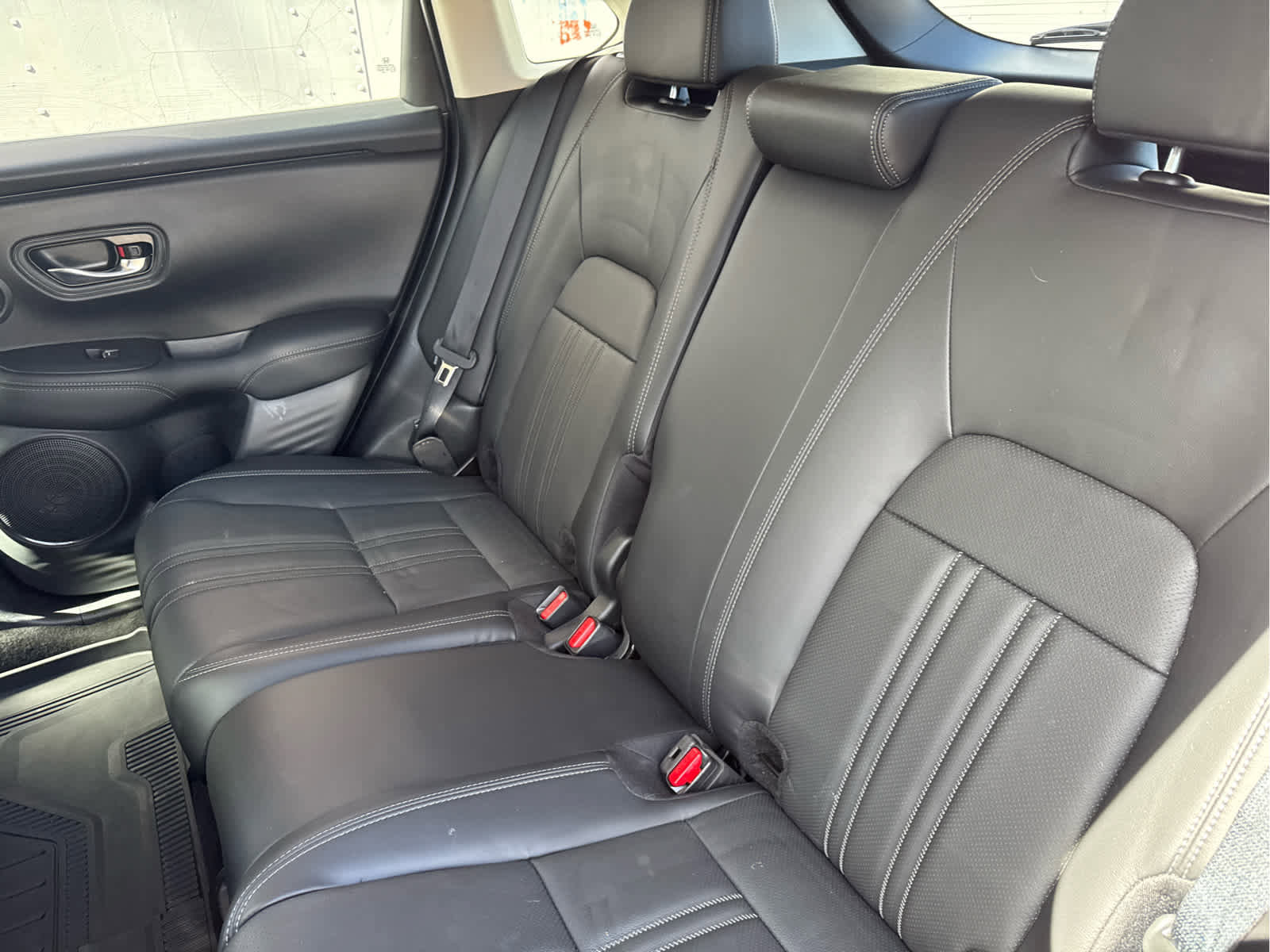 Used 2024 Honda HR-V EX-L image 36