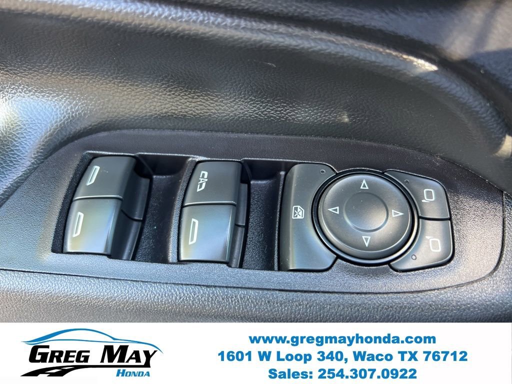 Used 2018 Chevrolet Equinox LT FWD image 23