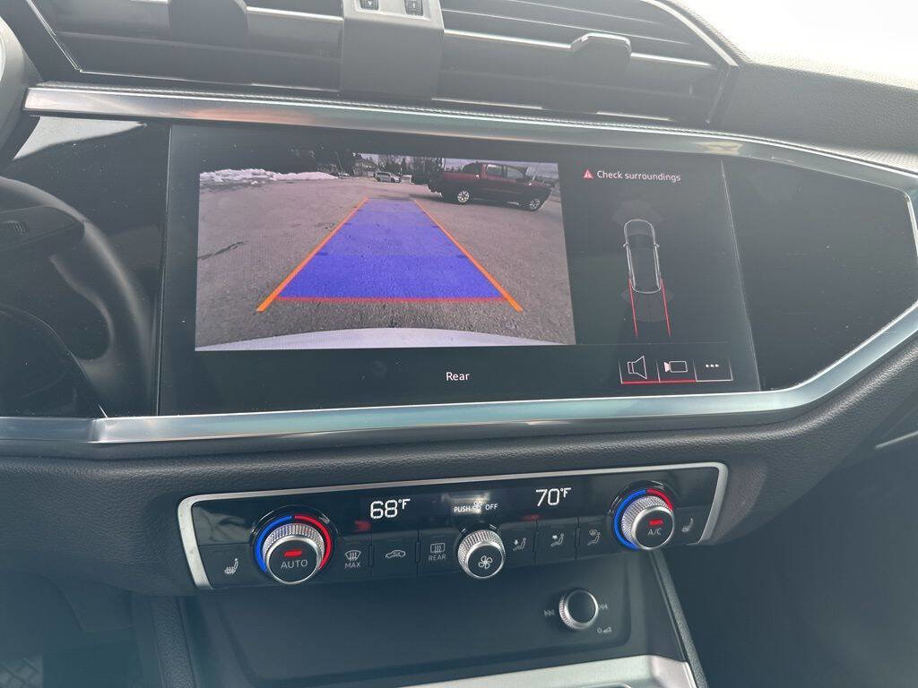 Used 2025 Audi Q3 2.0T Premium image 22